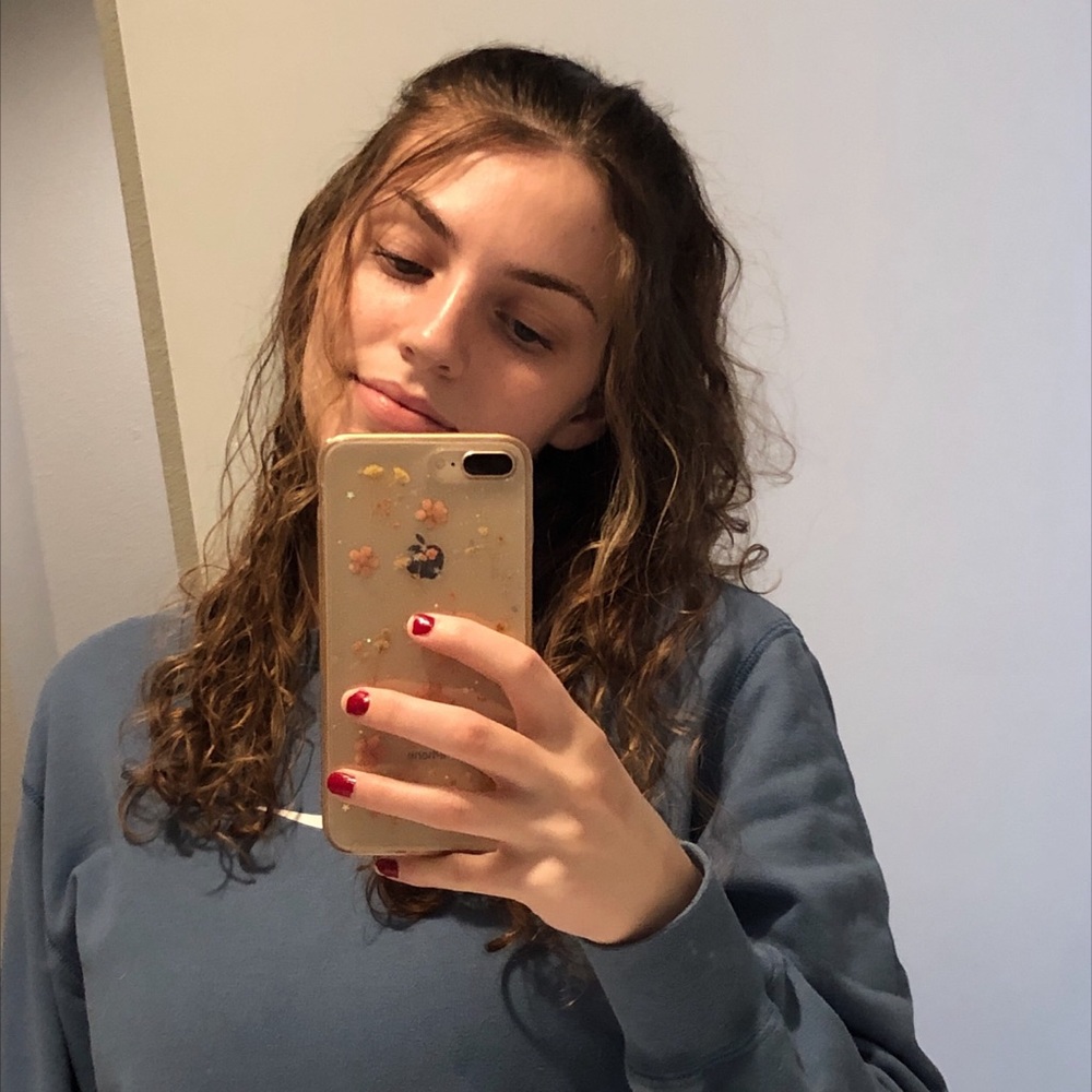 Meet your Posher, Emily